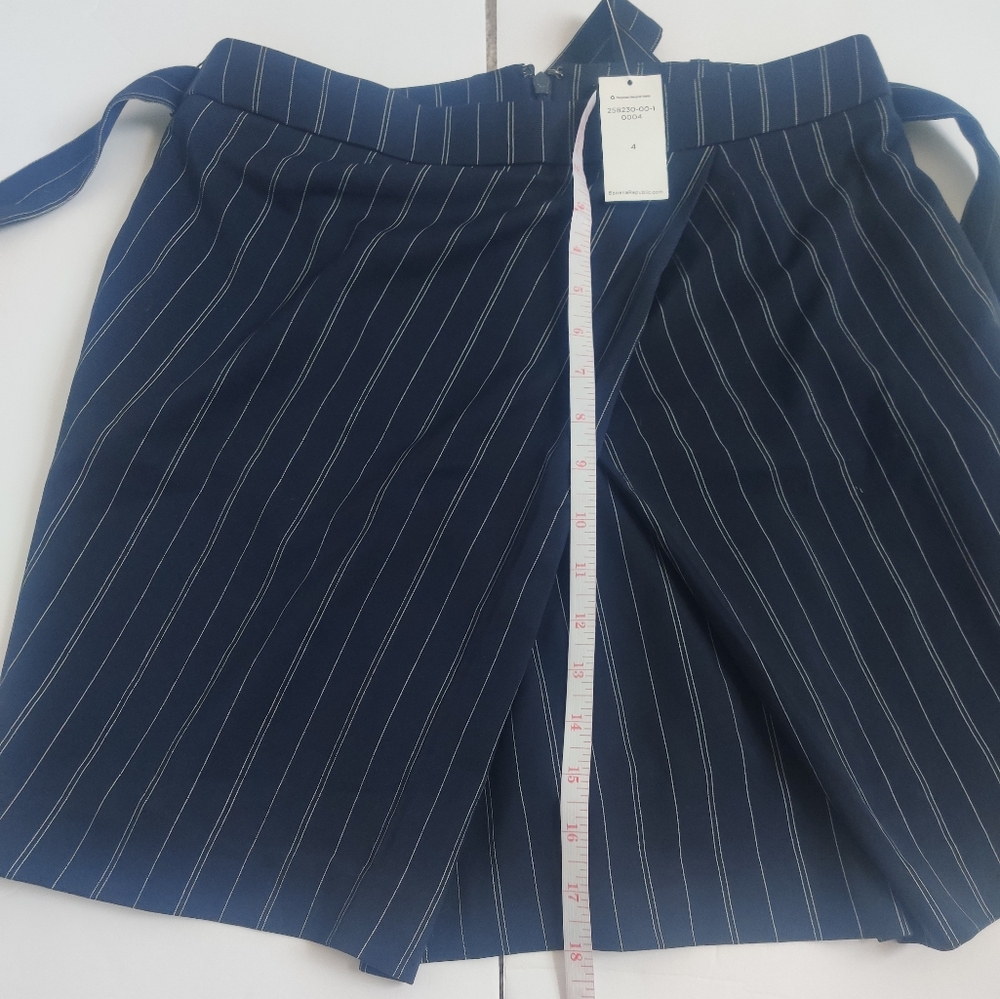 🆕 Banana Republic Navy Blue pinstriped envelope business casual midi skirt_4 - Picture 6 of 7